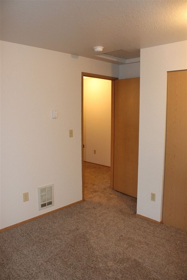 Building Photo - Waldangle, LLC