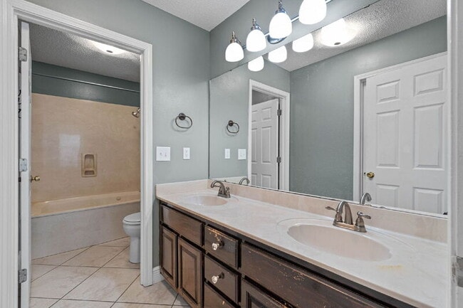 Building Photo - 3171 Airport Rd