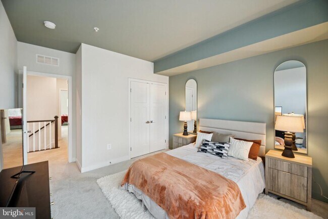 Building Photo - 10960 Presidential Pkwy