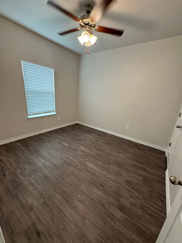 Building Photo - 3601 Barnacle Dr