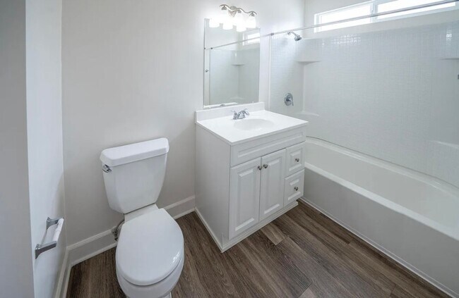 Building Photo - 1 bed, 1 bath