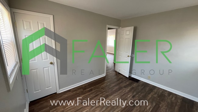 Building Photo - 3 Bedroom Cape Cod