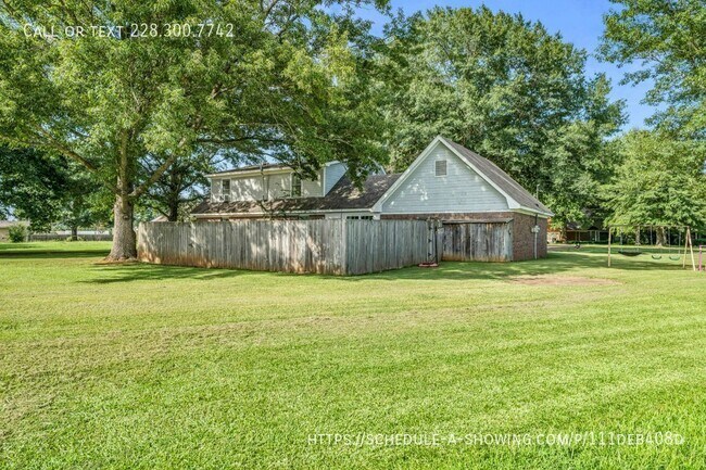 Building Photo - 108 Countryside Ln