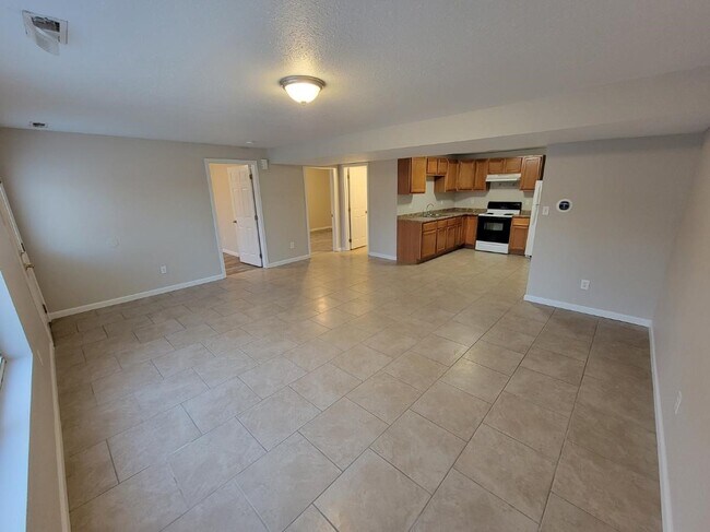 Building Photo - 206 Kronos Dr