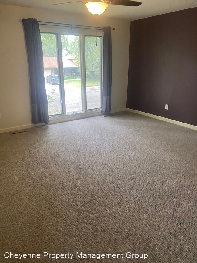 Building Photo - 2 br, 2 bath House - 2523 Sagebrush Ave