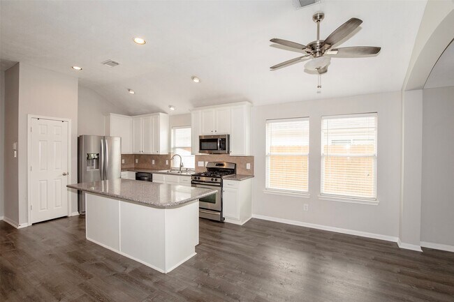 Building Photo - 863 Sierra Brook Ln