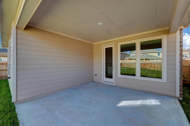 Building Photo - 14626 Hemlock Knl Ln