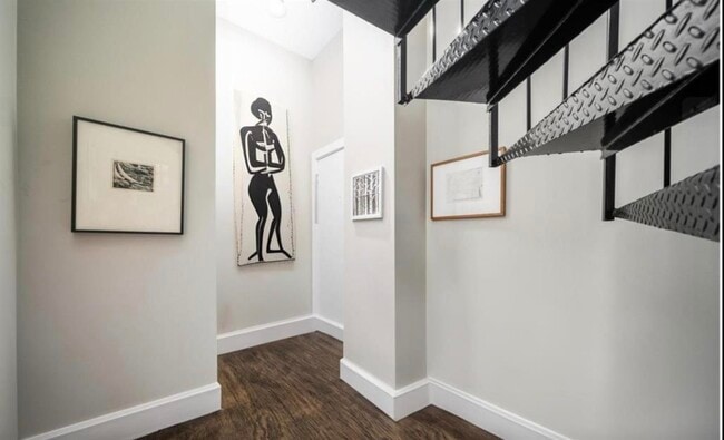 Building Photo - 126 Delaware Ave