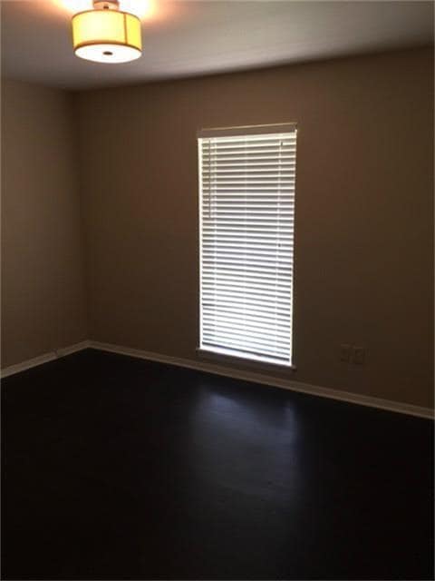 Building Photo - 204 Skyview Terrace