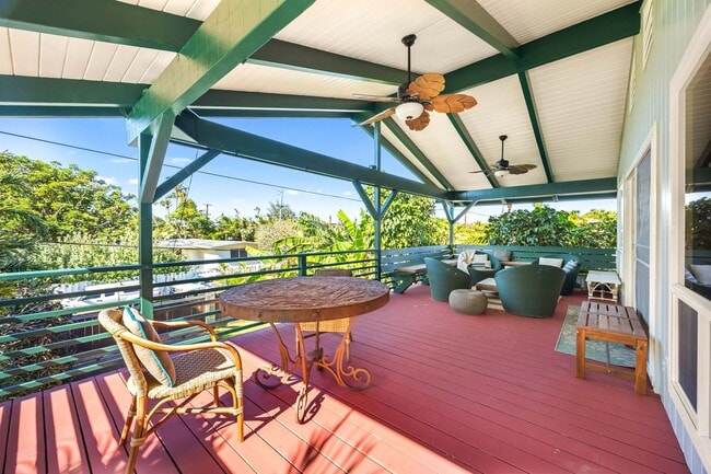 Building Photo - 59-018 Holawa St