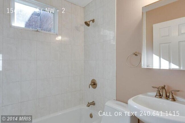 Building Photo - 1541 3rd St NW