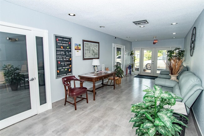 Building Photo - 7255 NW 8th Ct