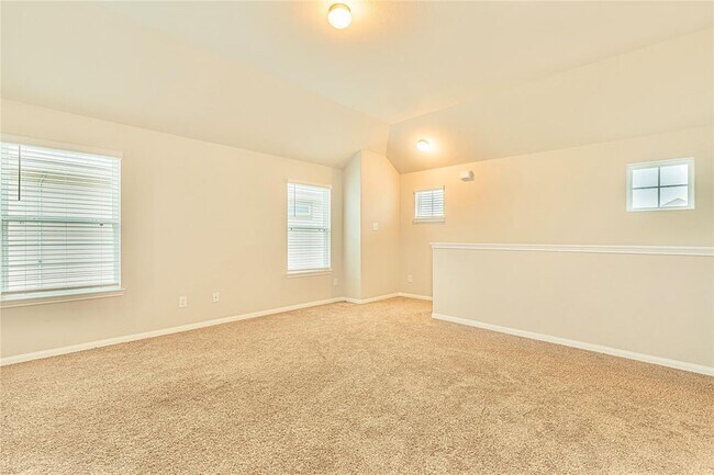 Building Photo - 24918 Adami Veduta Ct