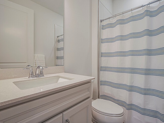 Building Photo - 1447 Harper Wy