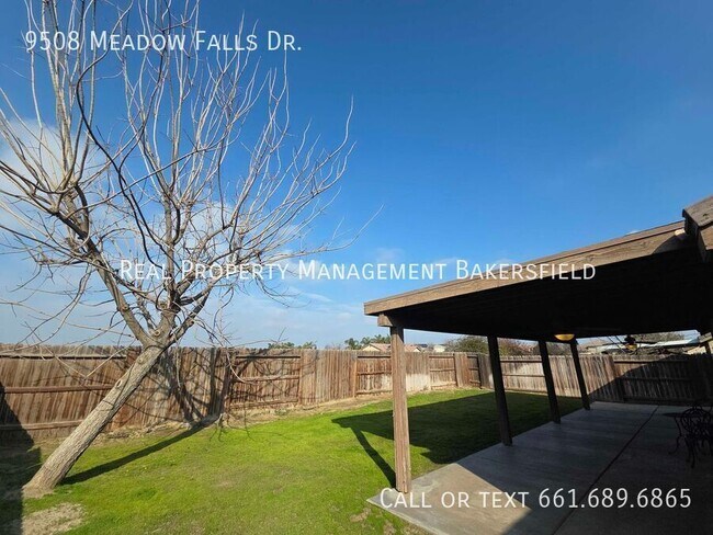 Building Photo - 9508 Meadow Falls Dr