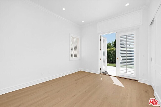 Building Photo - 16646 Cll Brittany