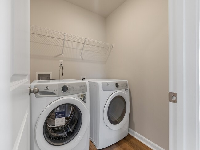 Building Photo - 140 Clairvale Ct