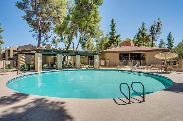 Building Photo - 7436 E Chaparral Rd