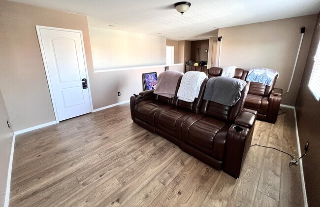 Building Photo - 28891 Brookhill Ct