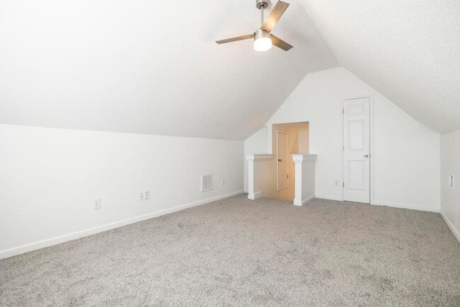 Building Photo - 807 Loudon Hill Dr