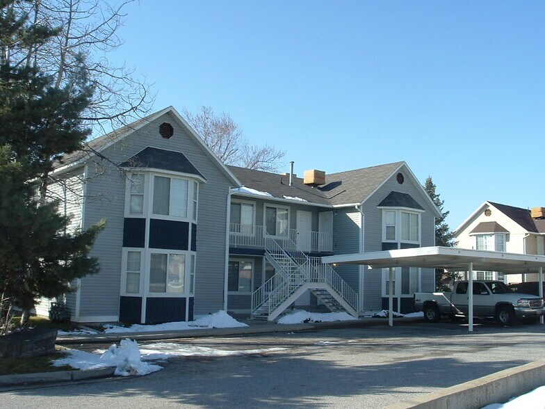 Building Photo - 1001 E Gentile St