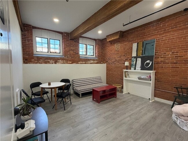 Building Photo - 50 Ashburton St