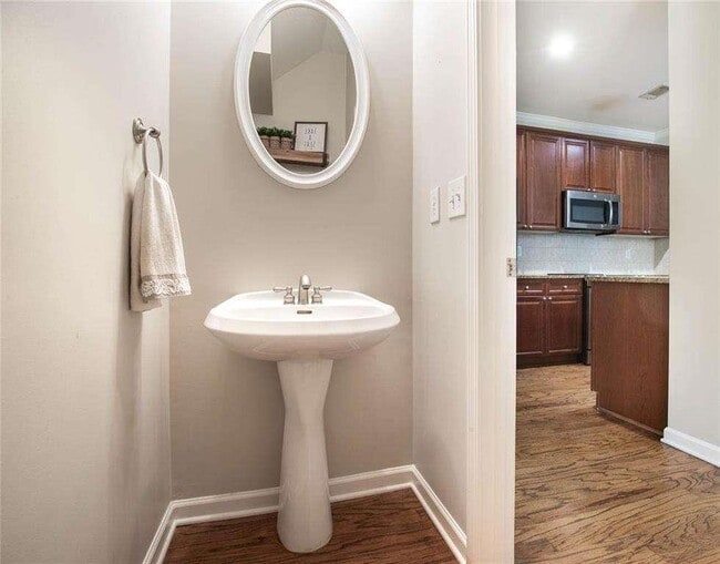 Building Photo - 2396 Meadow Falls Ln