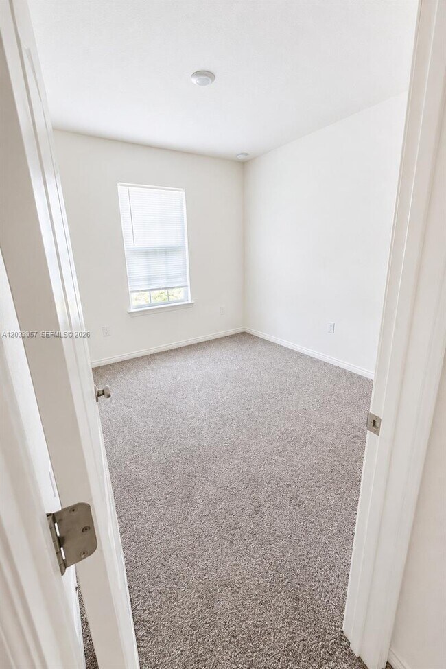 Building Photo - 811 Serenade St NW