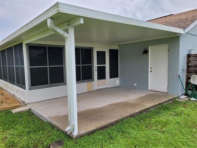 Building Photo - 13288 Fowler Ave