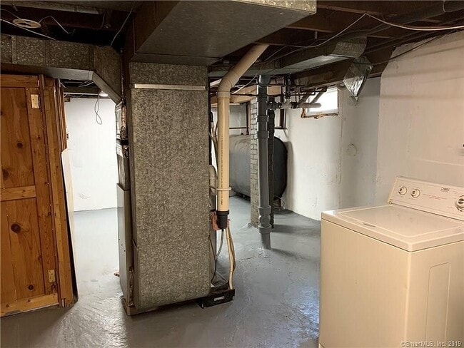 Building Photo - 54 Summit Ave