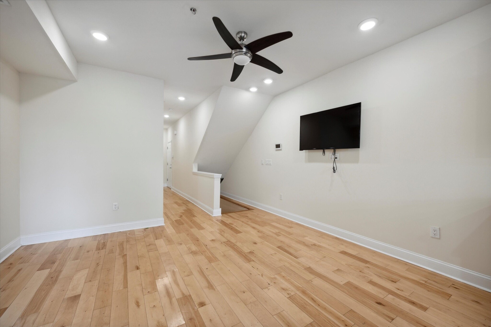 Building Photo - 1823 N Bouvier St