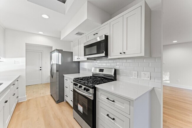 Building Photo - 10607 Overbrook Ln