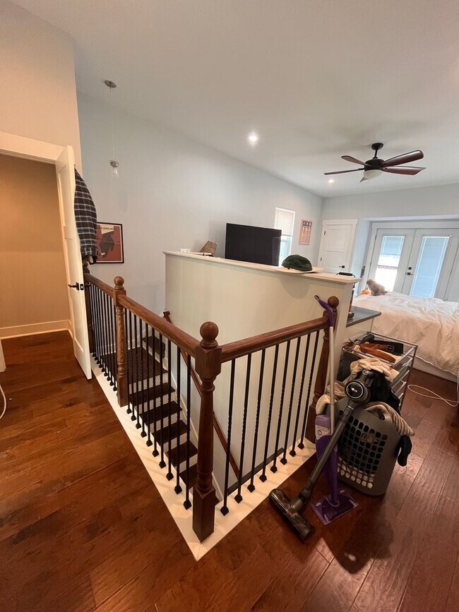 Building Photo - Lawrenceville 3 Bed, 2.5 Bath House with Parking for Lease July 1!