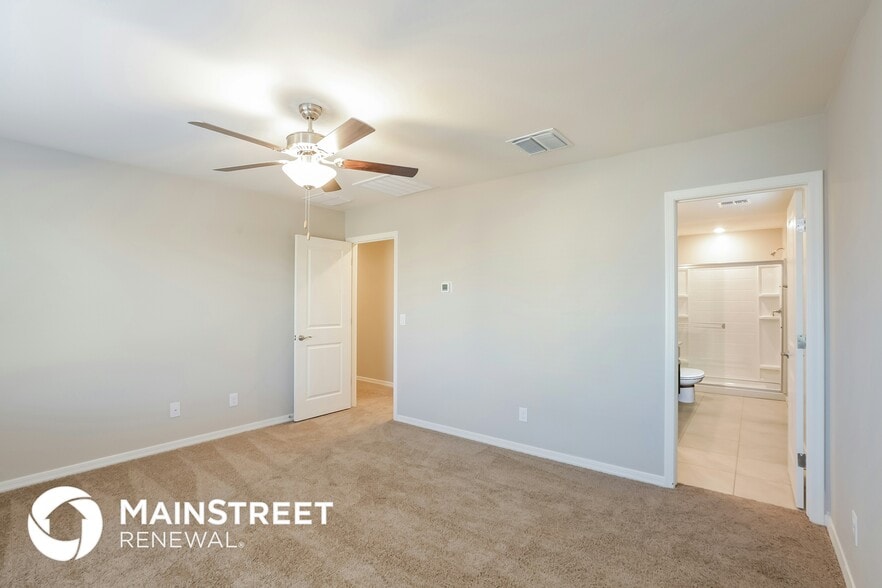 Building Photo - 8235 W Albeniz Pl