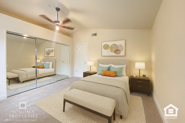 Building Photo - Lovely Updated 3BD/2.5BA Home Located In Fryer Creek!