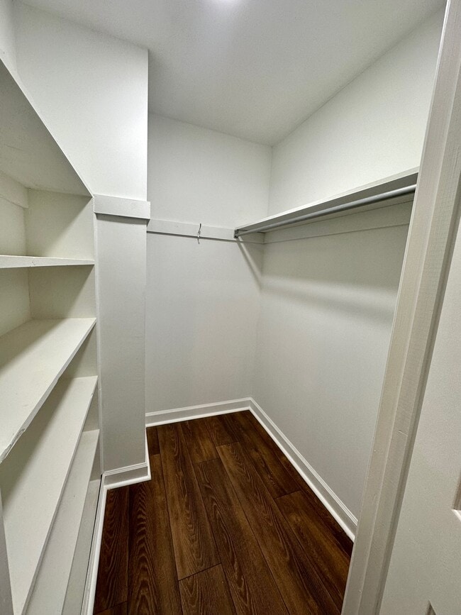 Building Photo - 1994 Peabody Ave