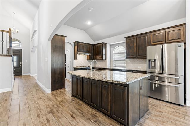 Building Photo - 1421 Baynes Dr