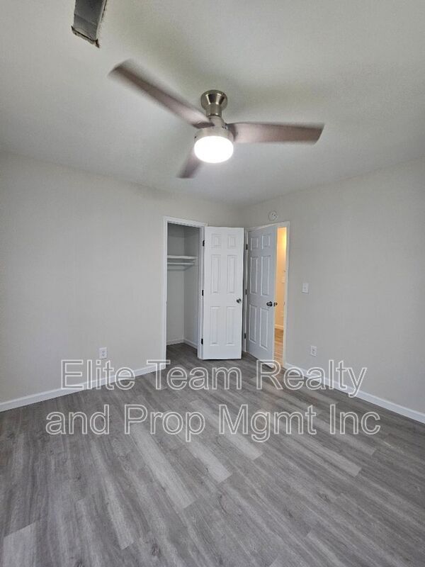 Building Photo - 2507 Moreland St