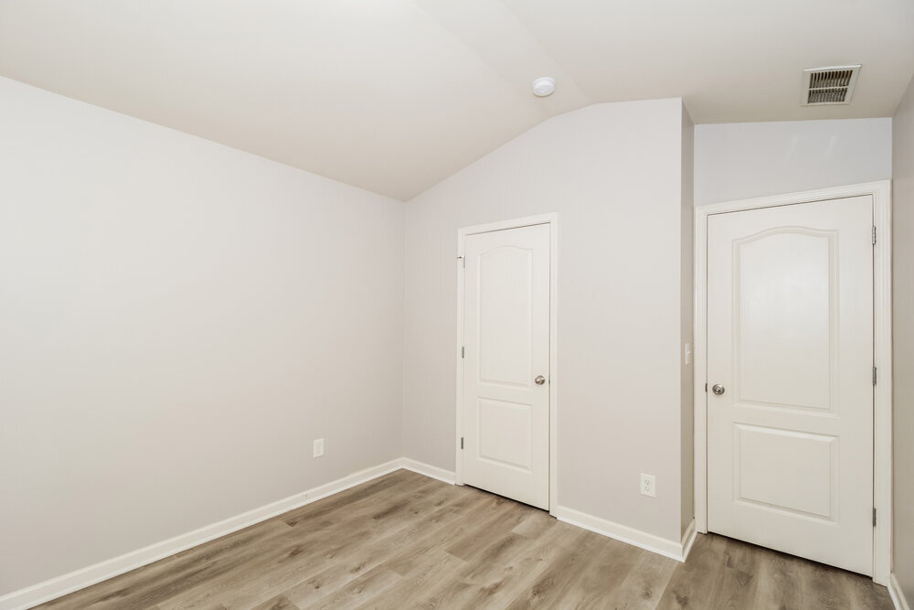 Building Photo - 162 High Point Way