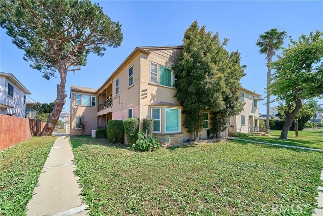 Building Photo - 8734 Ramsgate Ave