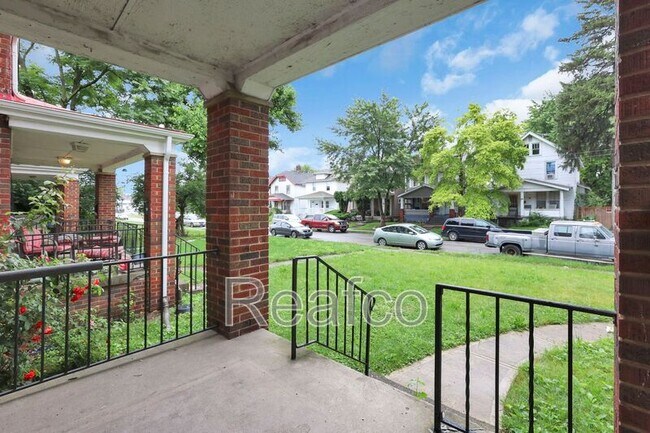 Building Photo - 53 S Burgess Ave