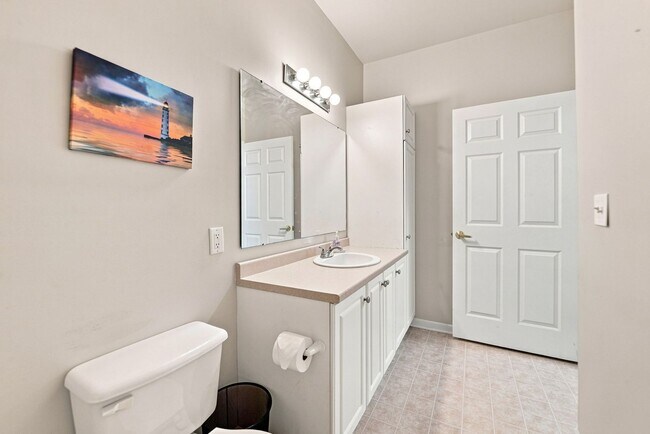 Building Photo - 1201 Stockton Ridge