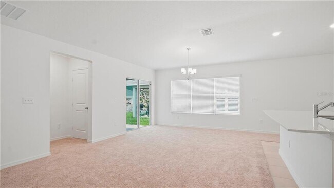 Building Photo - 2942 Lavanda Dr