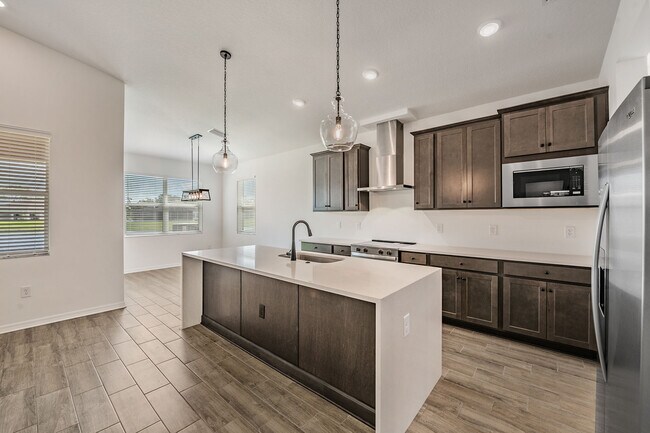 Building Photo - 11817 Moonsail Dr