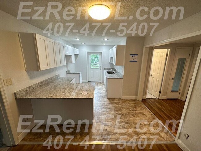 Building Photo - 5103 Cochita Dr