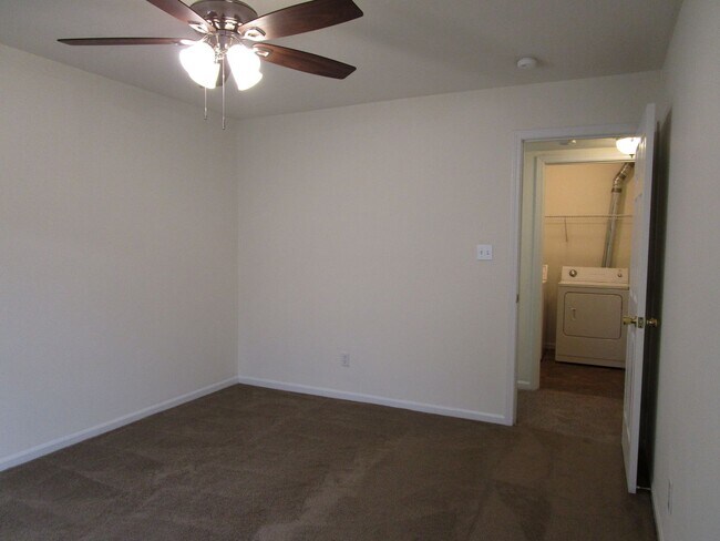 Building Photo - 3538-3540 Prescott Dr.