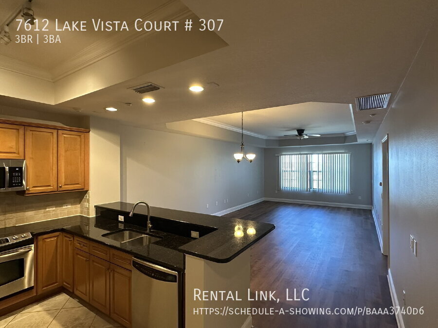 Building Photo - 7612 Lake Vista Ct