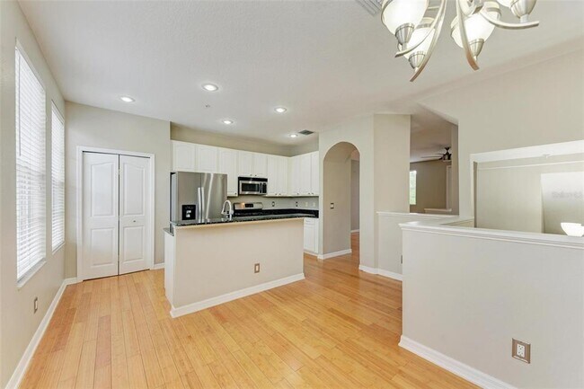 Building Photo - 2926 Bayshore Pointe Dr