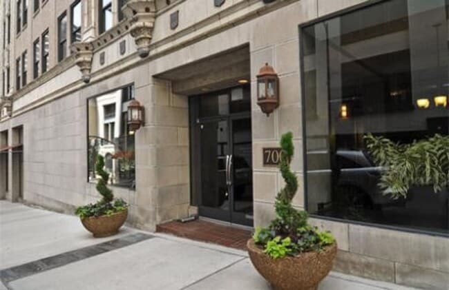 Building Photo - One of a kind historic loft