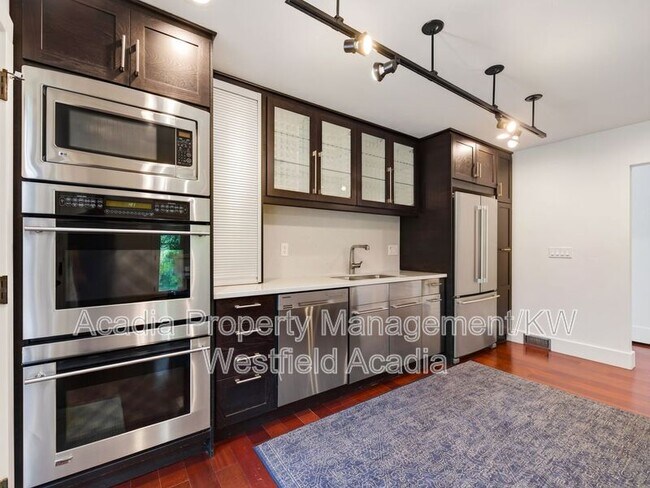 Building Photo - 11107 Gambel Oak Cir
